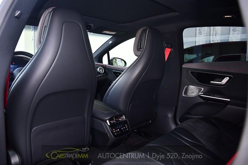 Mercedes-Benz EQE 43AMG HUD 1M PANORAMA - fotka 12 z 60
