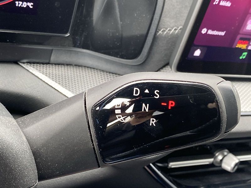Škoda Kodiaq (2024) 2.0 TDI 4x4 DSG Sportline - fotka 15 z 40