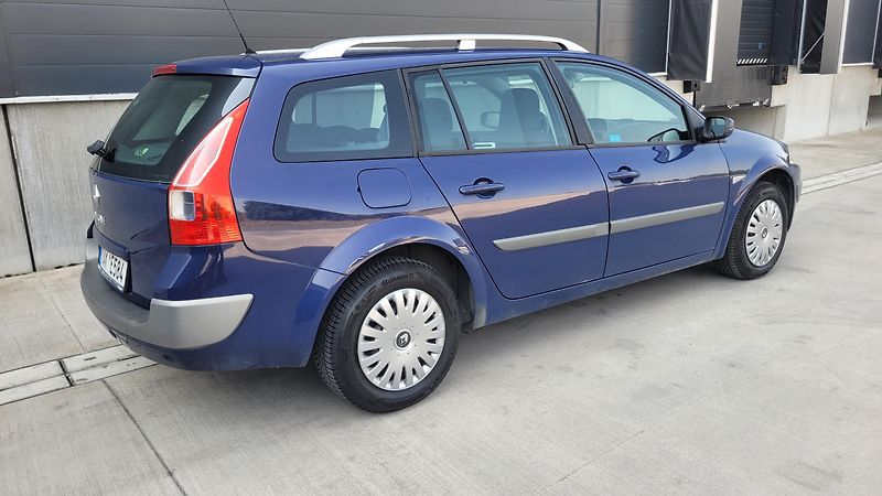 Renault Mégane 1,5 DCI 63 KW - fotka 9 z 19