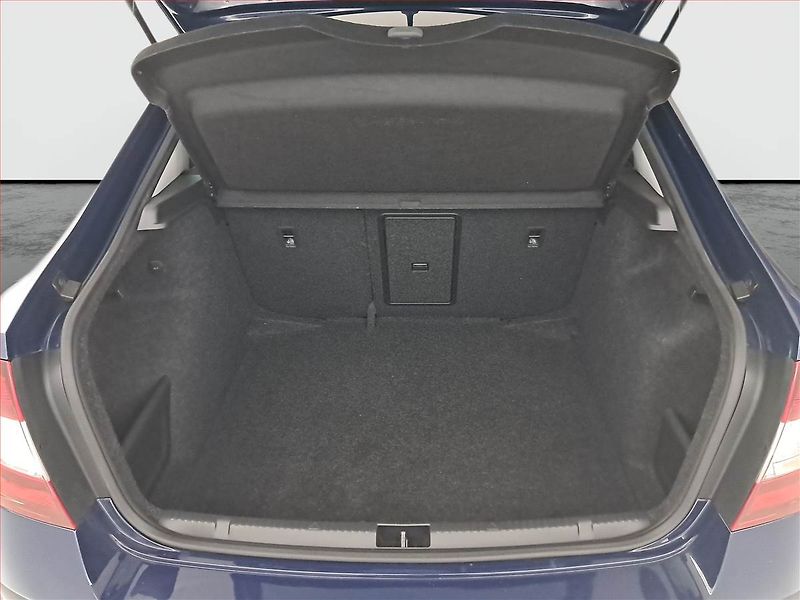 Škoda Rapid (2017) Style 1.0 TSI, Serv.kniha - fotka 14 z 23