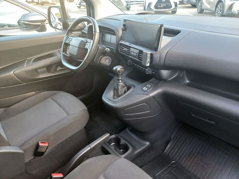 Toyota ProAce City SWB Active Mutimedia  1.5 - fotka 7 z 16