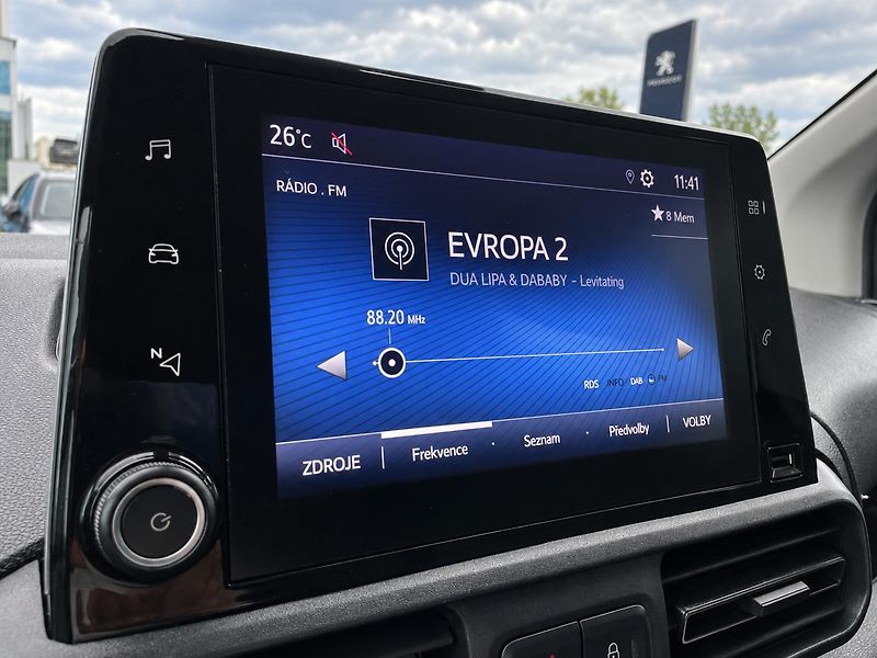 Toyota ProAce City Verso FAMILY L2 1.5 D-4D 96 kW - fotka 16 z 21