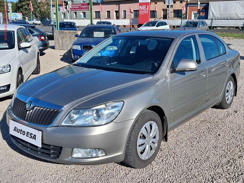 Škoda Octavia (2012) 1.4 TSi, 1.maj,ČR - fotka 3 z 17