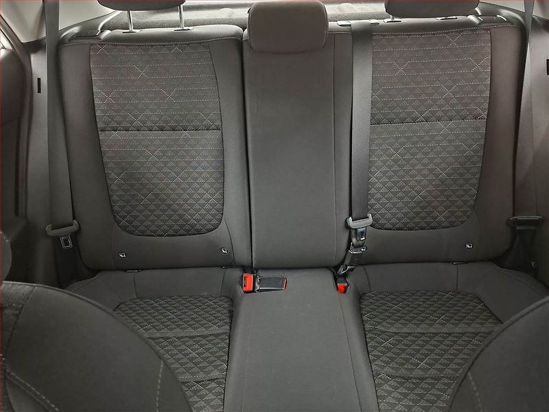 Kia Rio (2023) 1.2 DPI, ČR,1.maj - fotka 10 z 16