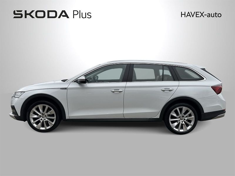 Škoda Octavia (2022) Combi 2.0 TDI 4x4 DSG Scout - fotka 3 z 35
