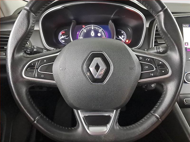 Renault Talisman (2016) 1.6 dCi, Navi, Tempomat - fotka 19 z 22
