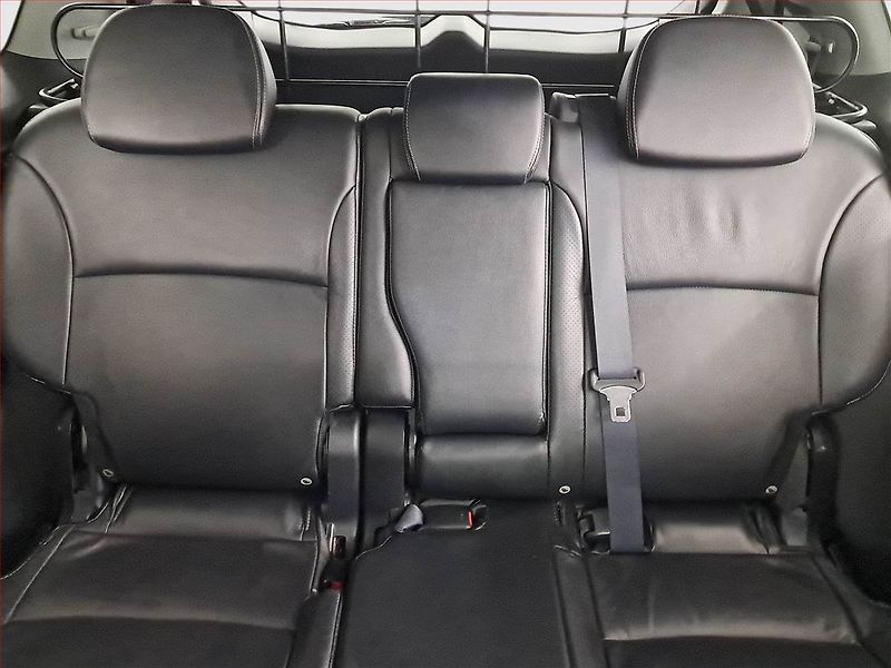 Mitsubishi Outlander (2011) 2.2 DI-D, 4X4, Automat - fotka 10 z 22