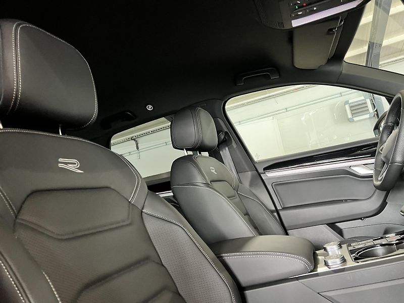 Volkswagen Touareg (2024) 3.0 TDI 210kW R-LINE EXCLUSIVE - fotka 39 z 56