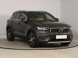 Volvo XC40 (2018) Inscription D4 AWD, 4X4 - náhled 1