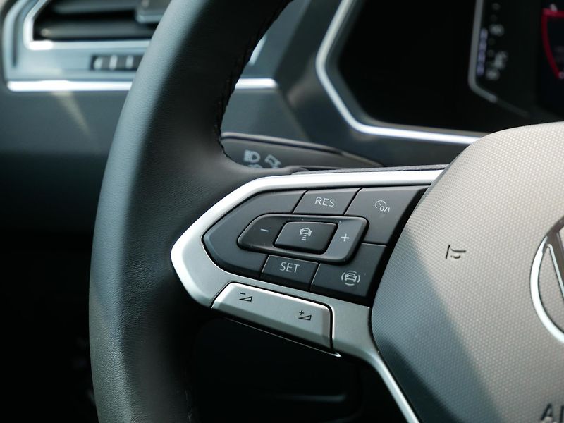 Volkswagen Tiguan - fotka 9 z 25