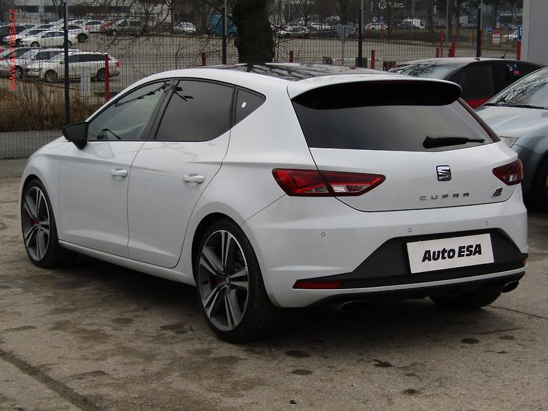 Seat Leon (2015) 2.0 TSi, ČR, Cupra, DSG, LED - fotka 6 z 19