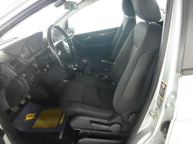 Mercedes-Benz Třídy A (2005) 2,0+LPG-2034*KLIMA*+KOLA*TAŽNÉ - fotka 10 z 25