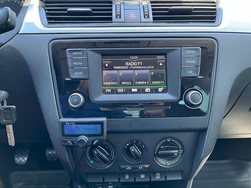 Škoda Rapid (2015) 1.2 TSI 81kW Ambition - fotka 19 z 26