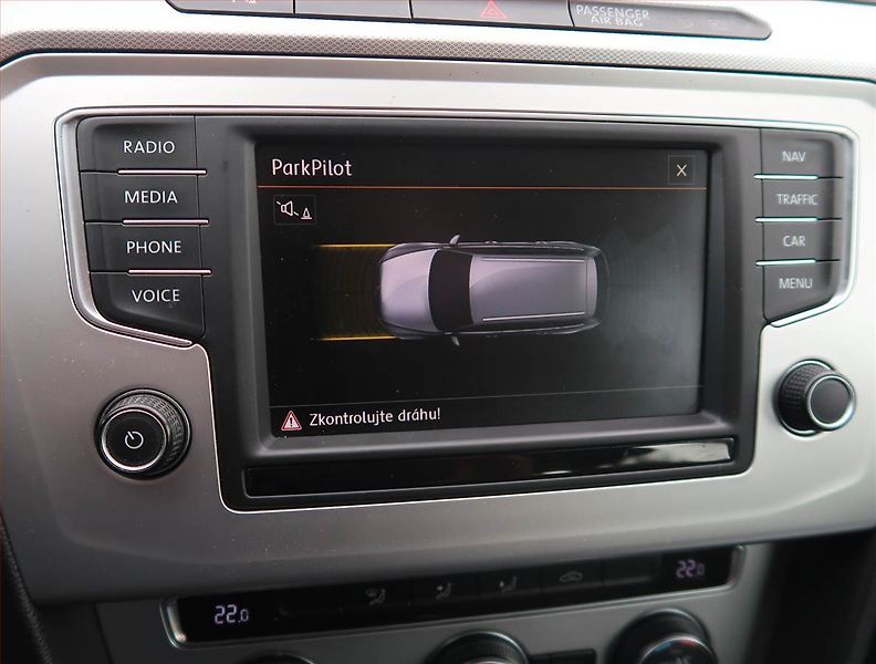 Volkswagen Passat (2015) Comfortline 1.6 TDI - fotka 19 z 24