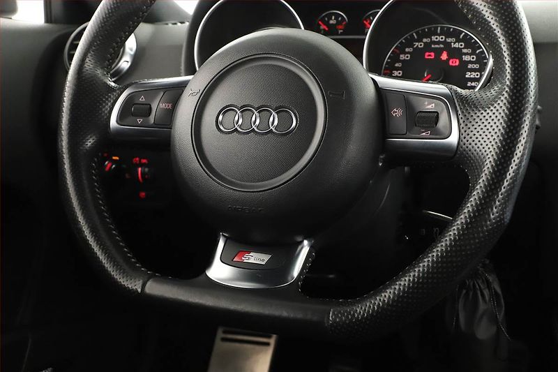 Audi TT (2008) S-Line 2.0 TFSI, Kůže - fotka 8 z 18