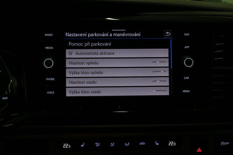Volkswagen T6.1 (2023) 2.0TDI 110 kW Beach Tour LED - fotka 28 z 50