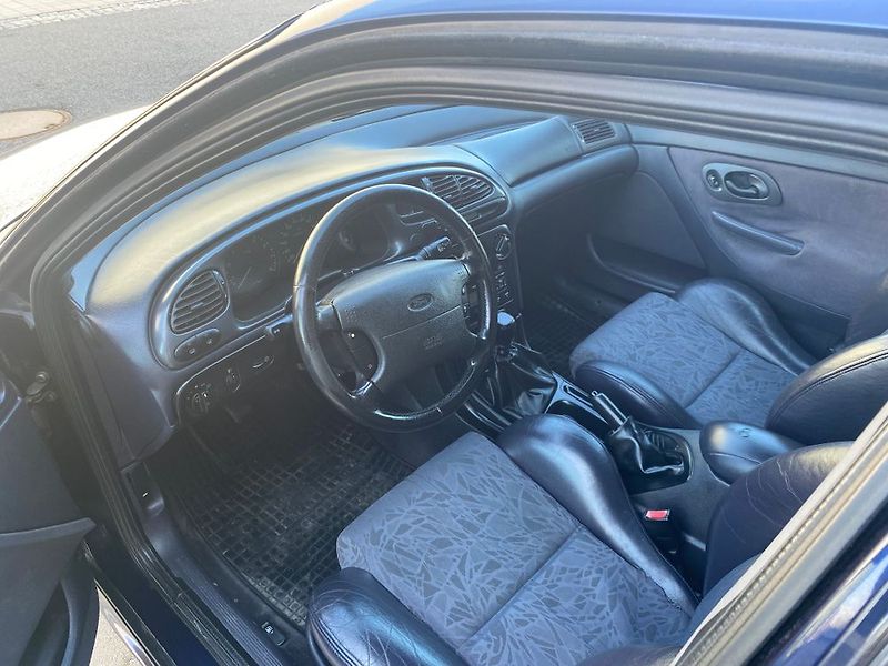 Ford Mondeo (1998) - fotka 15 z 40