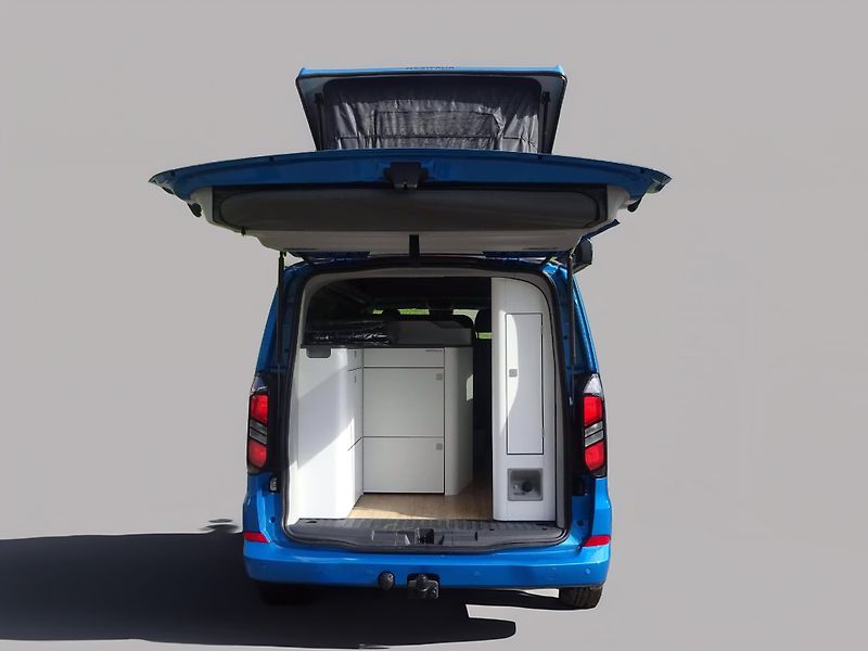 Ford Transit Custom Nugget 320 L1 Titanium Automat - fotka 12 z 14