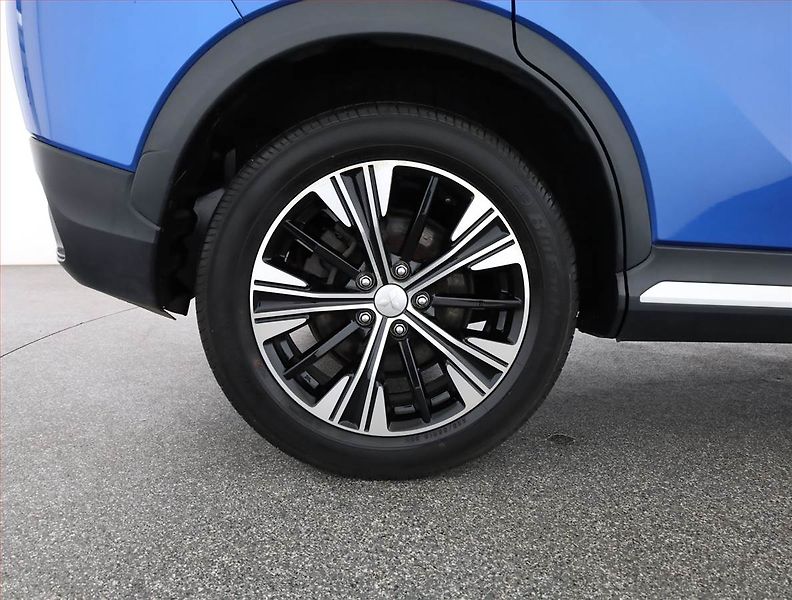 Mitsubishi Eclipse Cross (2019) 1.5 T-MIVEC, ČR,1.maj - fotka 21 z 21