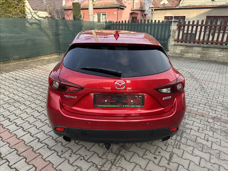 Mazda 3 2,0 G120 - fotka 6 z 22