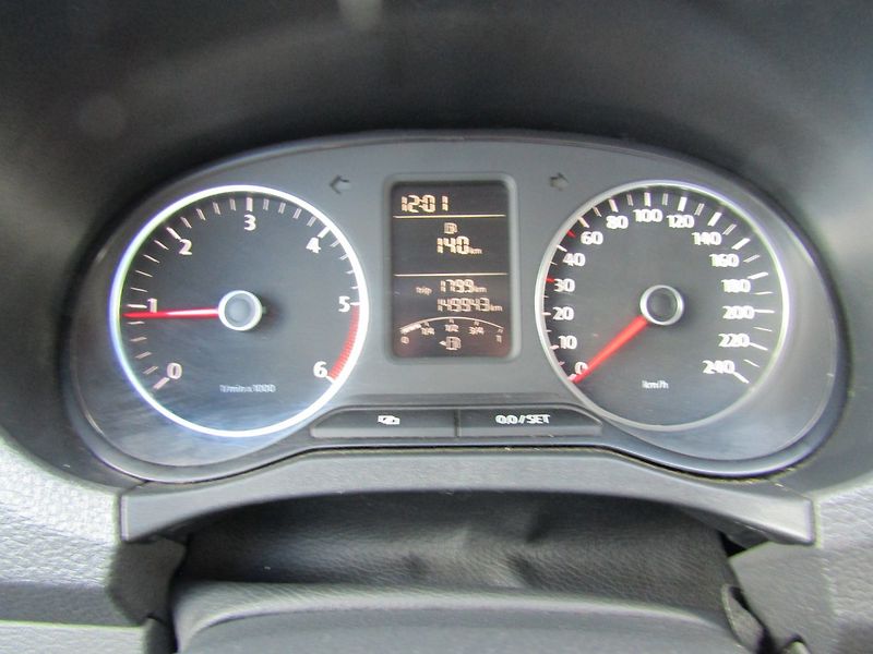 Volkswagen Amarok (2010) 2.0 TDI 120kW - fotka 25 z 32