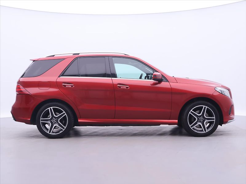 Mercedes-Benz GLE 3,0 350d 190kW 4M AMG CZ DPH - fotka 8 z 36