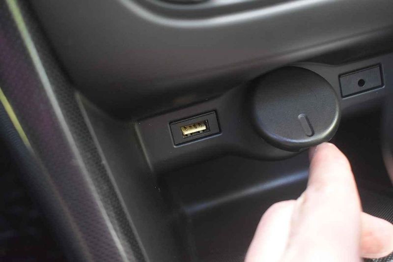 Opel Cascada se hodí třeba na výjižďky k vodě.