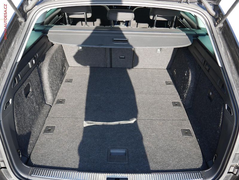 Škoda Superb (2019) 2.0 TDi, Ambition, navi, LED - fotka 8 z 19