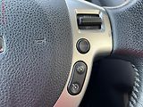 Nissan Qashqai (2010) 2.0dCi, Tekna, TZ, panor - náhled 17