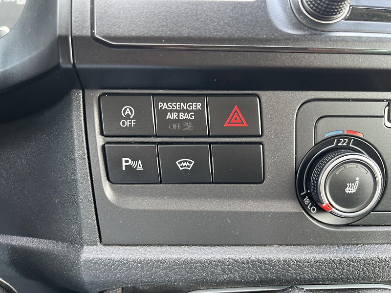 Volkswagen Multivan 2.0TDi 110kw 7MÍST TAŽNÉ ALU - fotka 12 z 38