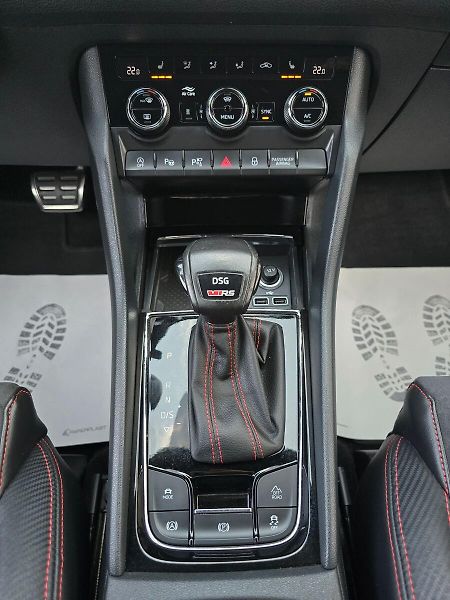 Škoda Kodiaq RS 2.0 Bi-TDi 176Kw 4x4 DSG - fotka 13 z 34