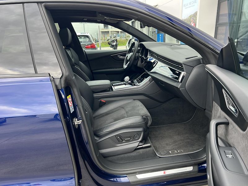 Audi Q8 55 TFSi QUATTRO S-LINE, TAŽNÉ - fotka 9 z 29