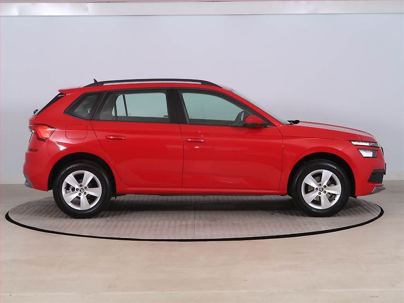 Škoda Kamiq (2024) Ambition 1.0 TSI - fotka 6 z 22