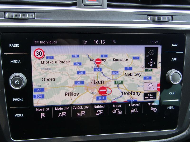 Volkswagen Tiguan (2018) Highline 2.0 BiTDI DSG 4MOTION - fotka 27 z 30