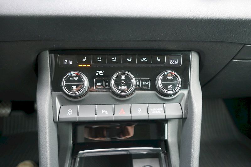 Škoda Karoq (2022) STYLE TSI 1.5/110KW 6MP - fotka 15 z 32