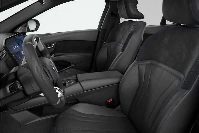 BMW i3 50 xDrive Sedan - fotka 4 z 4