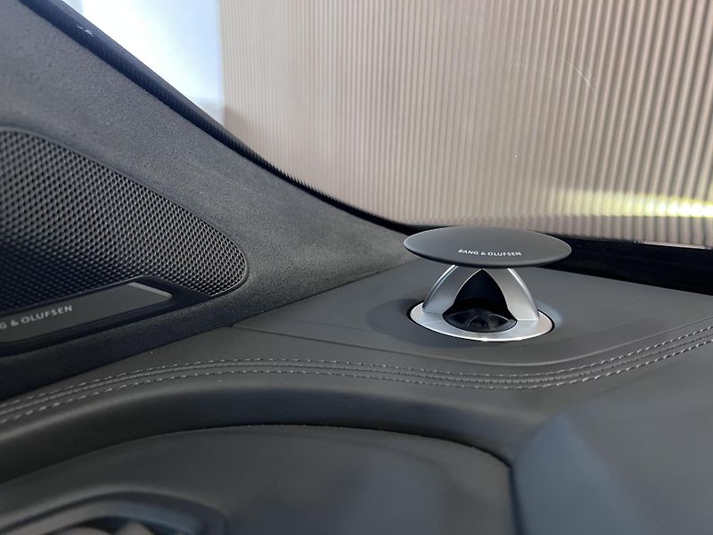Audi Q7 TDI B&O 3D Carbon Laser Záruka - fotka 18 z 33