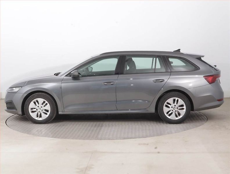 Škoda Octavia (2023) 1.5 TSI - fotka 3 z 16