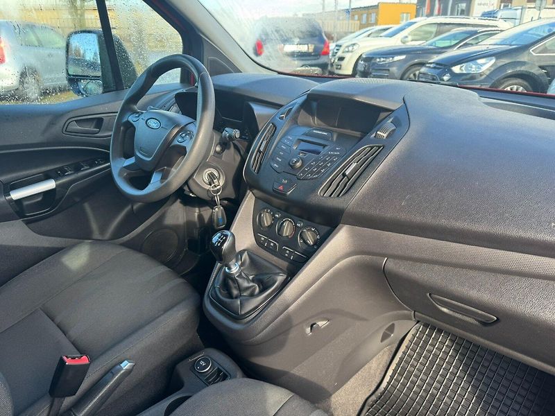 Ford Tourneo Connect (2017) 1,5D 88 KW BEZ AD BLUE DPH - fotka 36 z 43