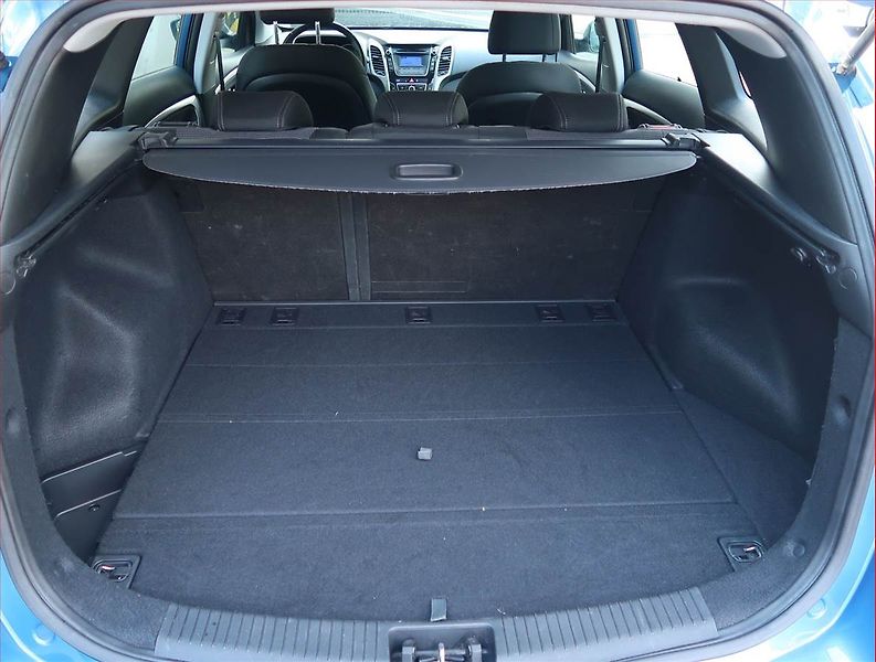 Hyundai i30 (2017) 1.6 GDI, ČR,1.maj, Serv.kniha - fotka 13 z 15