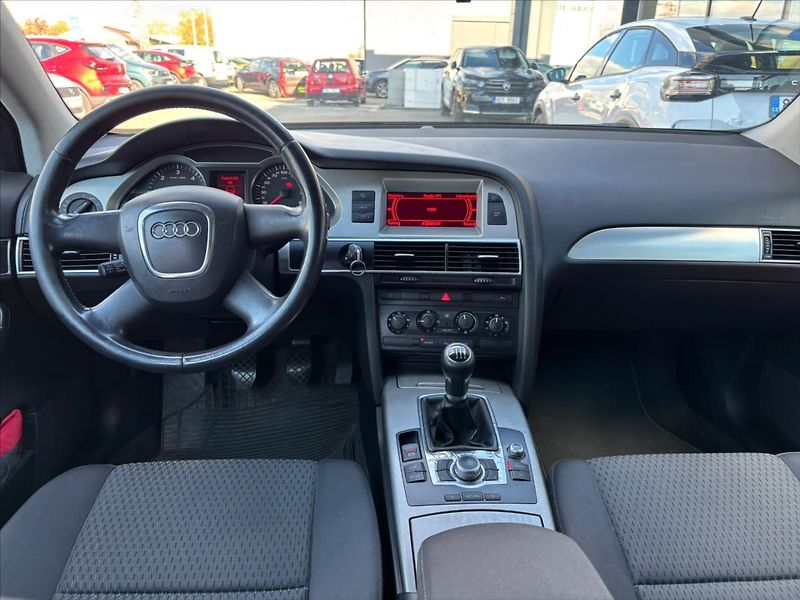 Audi A6 Avant 2,0 TDI - fotka 12 z 23