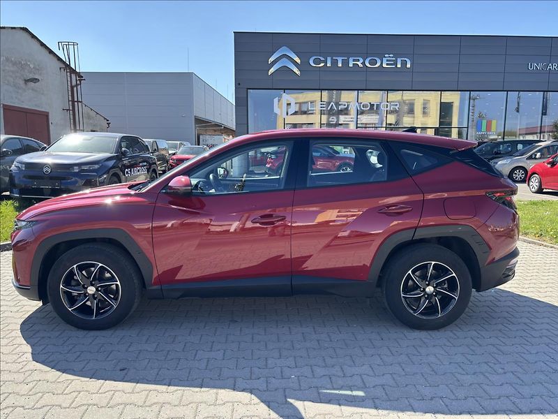 Hyundai Tucson 1,6 T-GDI - fotka 7 z 21