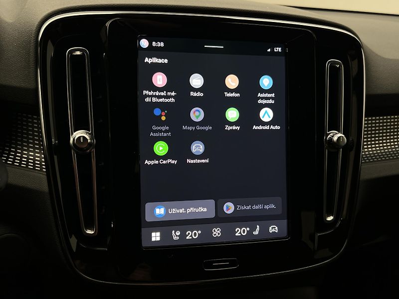 Volvo XC40 RECHARGE PLUS TWIN ENGINE AUT - fotka 26 z 43