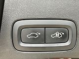 Volvo XC60 B4 AWD R-Design-REZERVACE - náhled 12