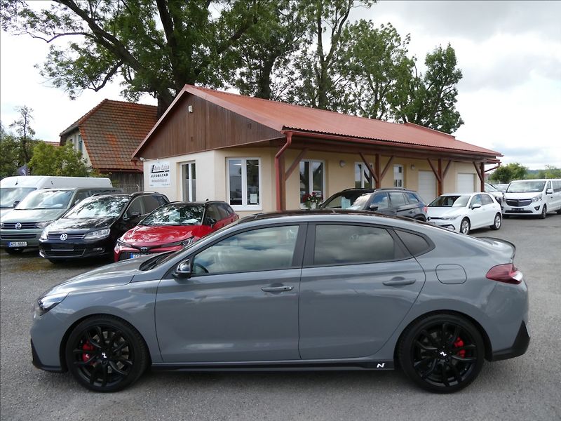 Hyundai i30 2,0 i N 202kW serviska - fotka 6 z 50