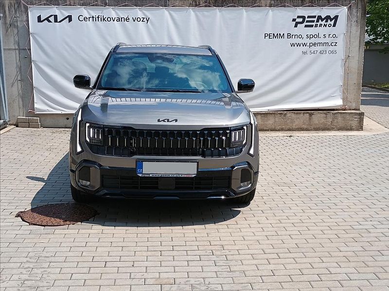 Kia Seltos 1,6 T-GDi GPF 4x2 7DCT X-LINE - fotka 4 z 8