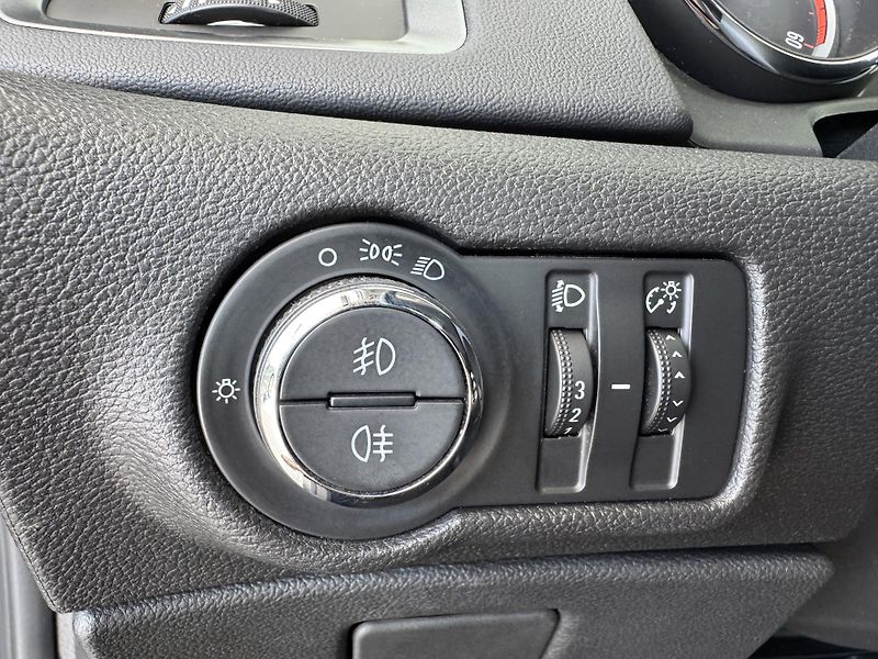 Opel Astra 1,7CDTi 81kW*Tempomat*ALU*ČR - fotka 24 z 30