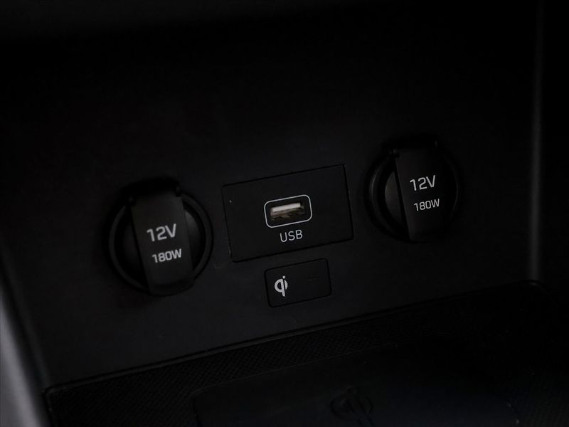Hyundai i30 1,6 CRDi 85kW Smart LED CZ - fotka 25 z 36