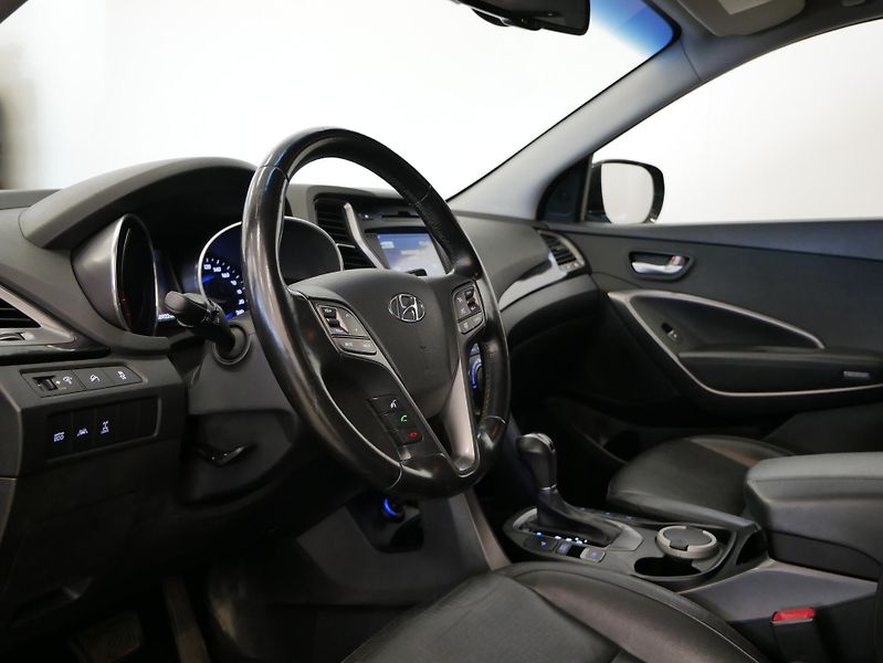 Hyundai Santa Fe - fotka 15 z 27