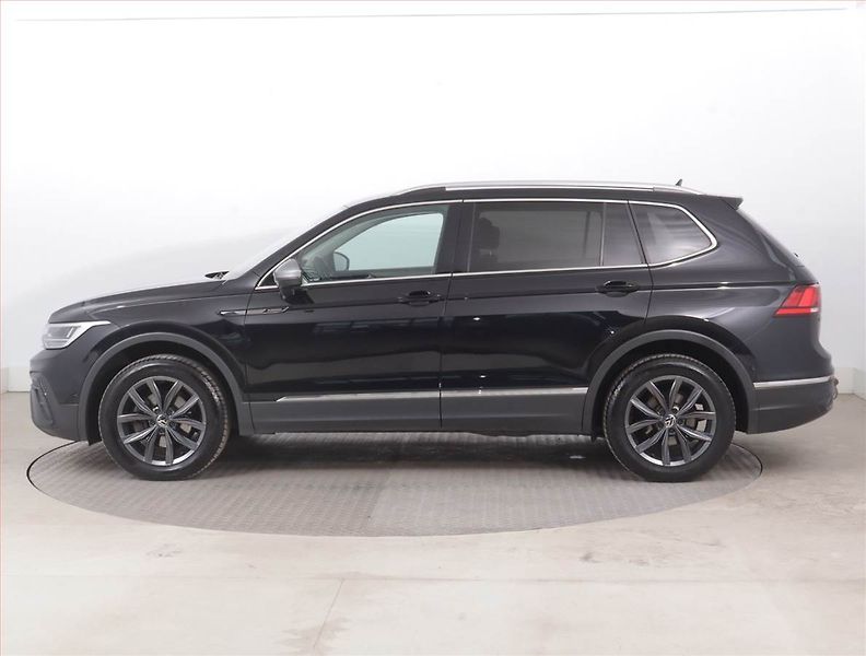 Volkswagen Tiguan (2023) Life 2.0 TDI - fotka 3 z 22